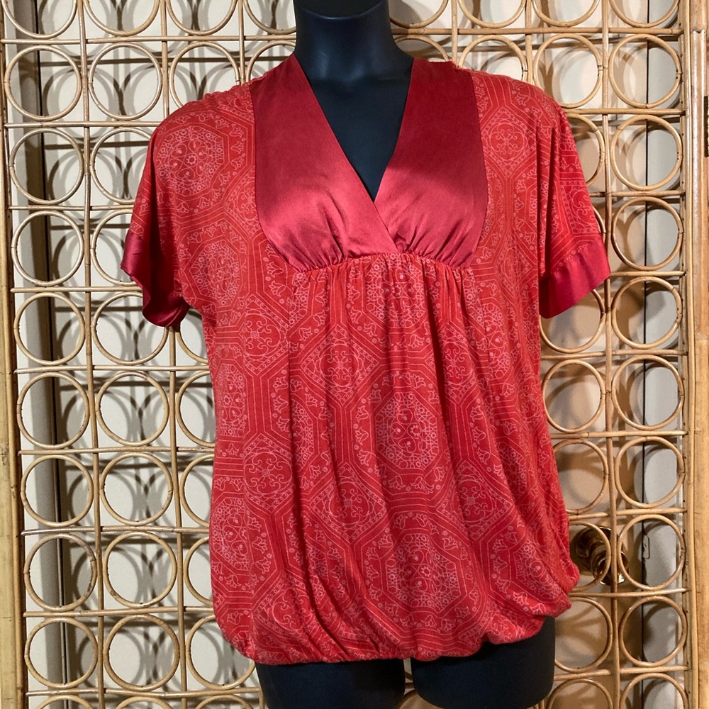 Ella moss bubble top with silk accents